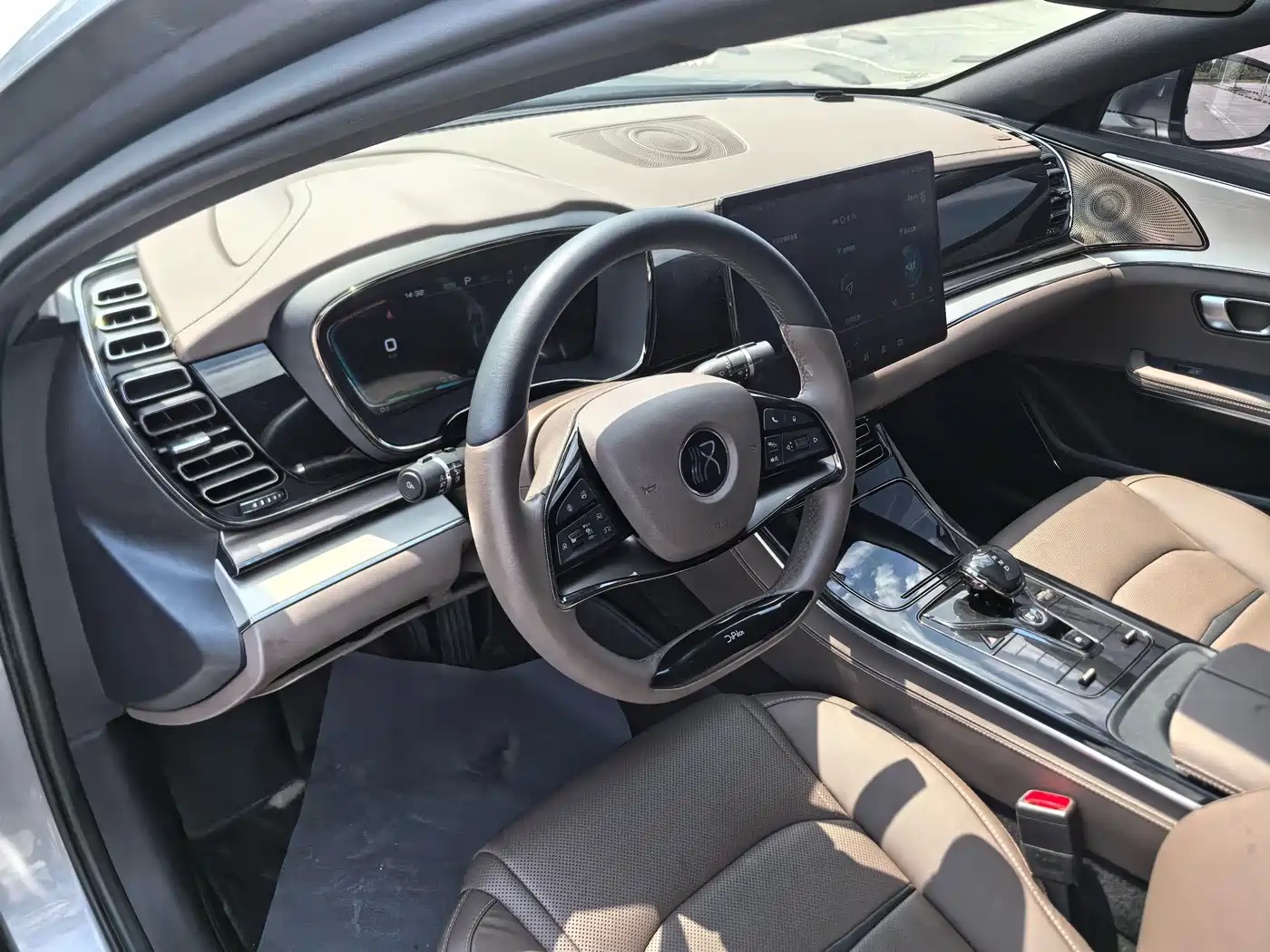 BYD Han 2020 DM AWD Performance Luxury Edition фото 8