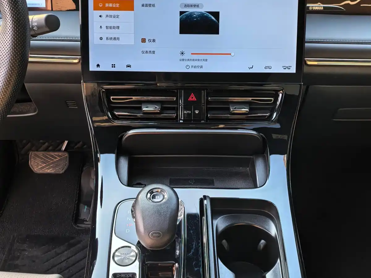 GAC Trumpchi Trumpchi M8 2023 Master Series 390T Flagship Edition фото 7