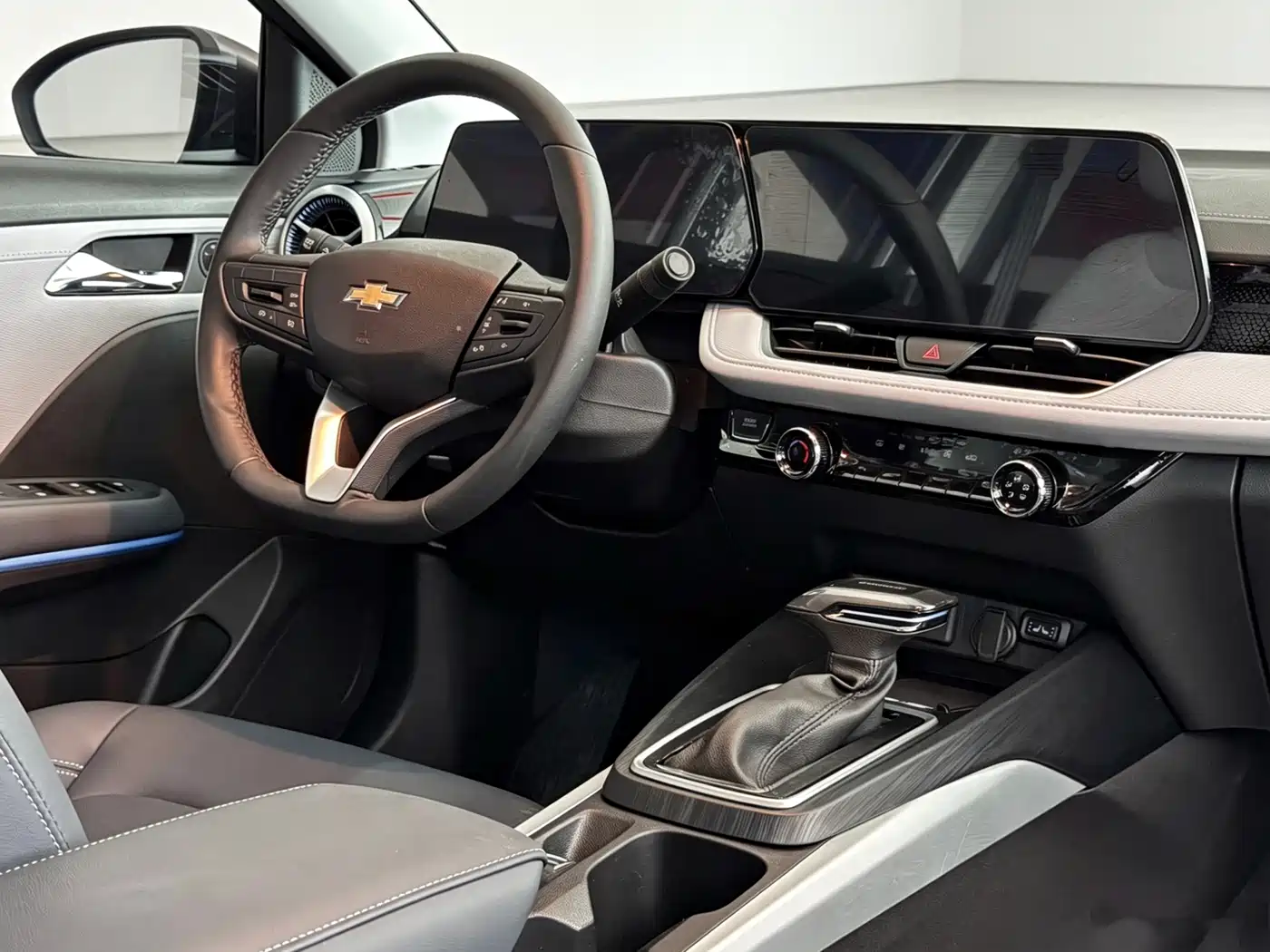 Chevrolet Monza 2024 2023 1.5L Dual-Clutch Enjoyment Edition
