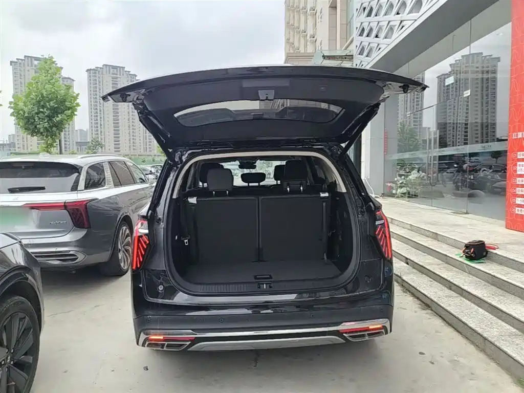 Hongqi HS7 PHEV 2024 2.0T PHEV AWD Qichang Edition 7-seater фото 19