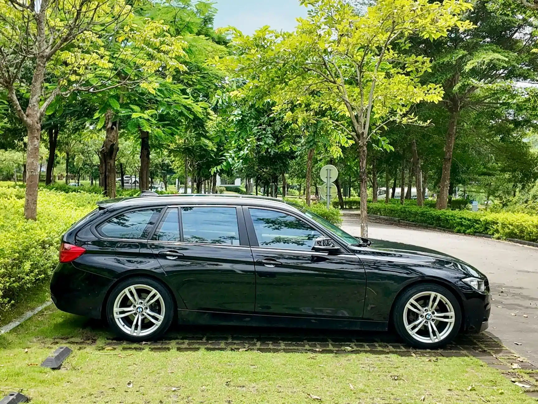صورة 55 - BMW 3 Series (Import)