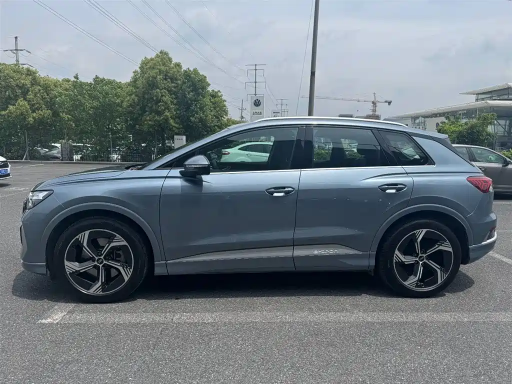Audi Q4 e-tron 2024 40 e-tron Creation Edition фото 6
