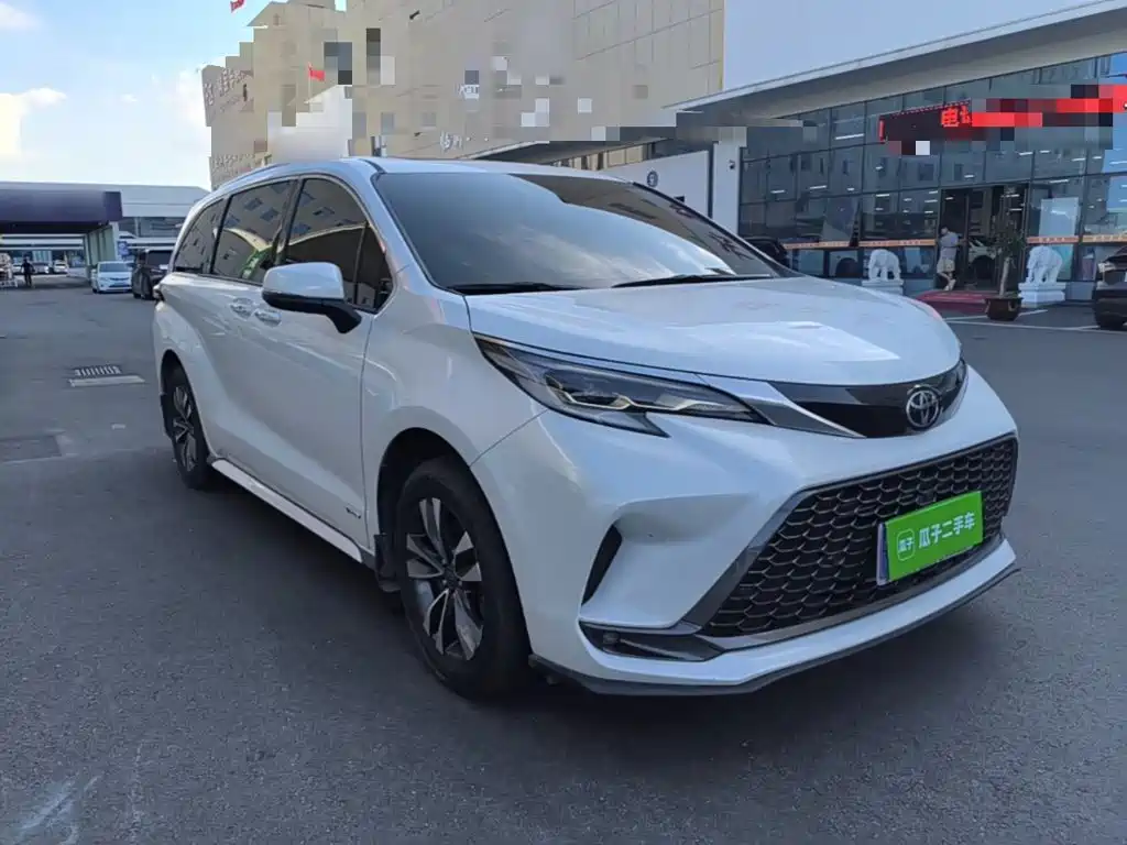 2025 Toyota Granvia