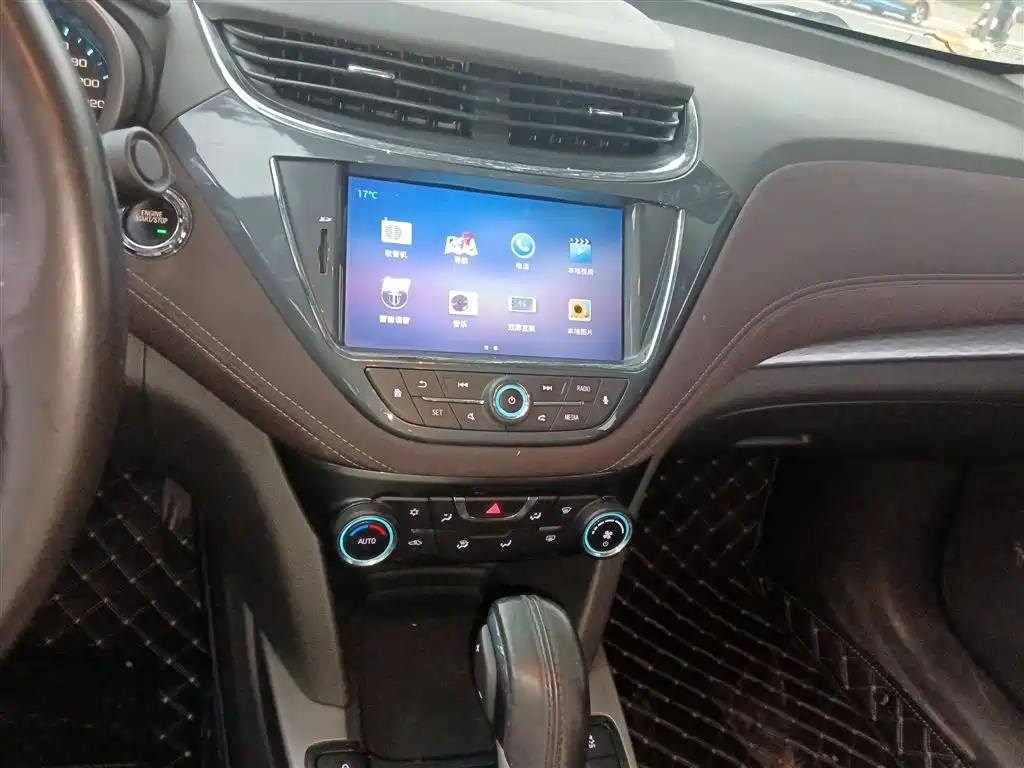 Chevrolet Malibu 2017 1.5T Automatic Luxury Edition фото 9