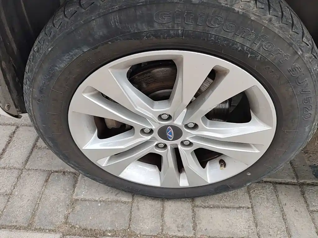 Chery Tiggo 3 2015 2015 1.6L CVT Smart Sport