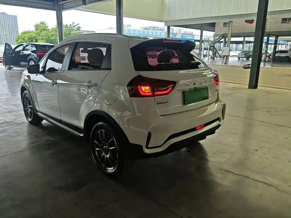 Geely Vision X3 2021 2021 PRO 1.5L CVT Premium