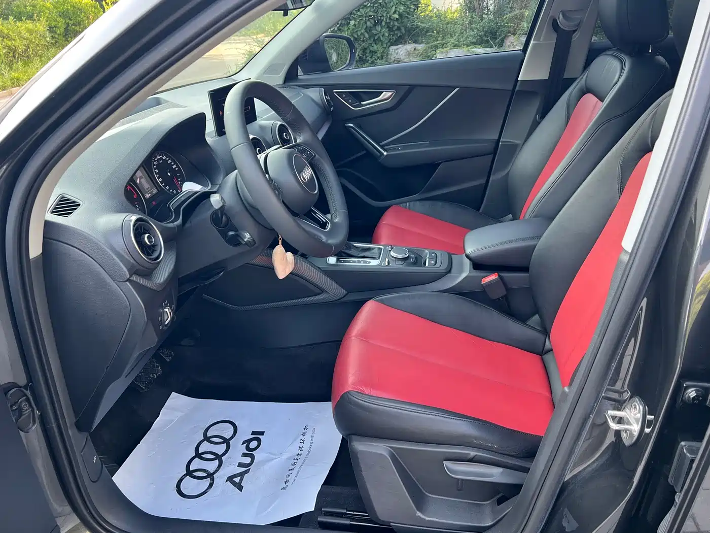 Фото 6 - Audi Q2L