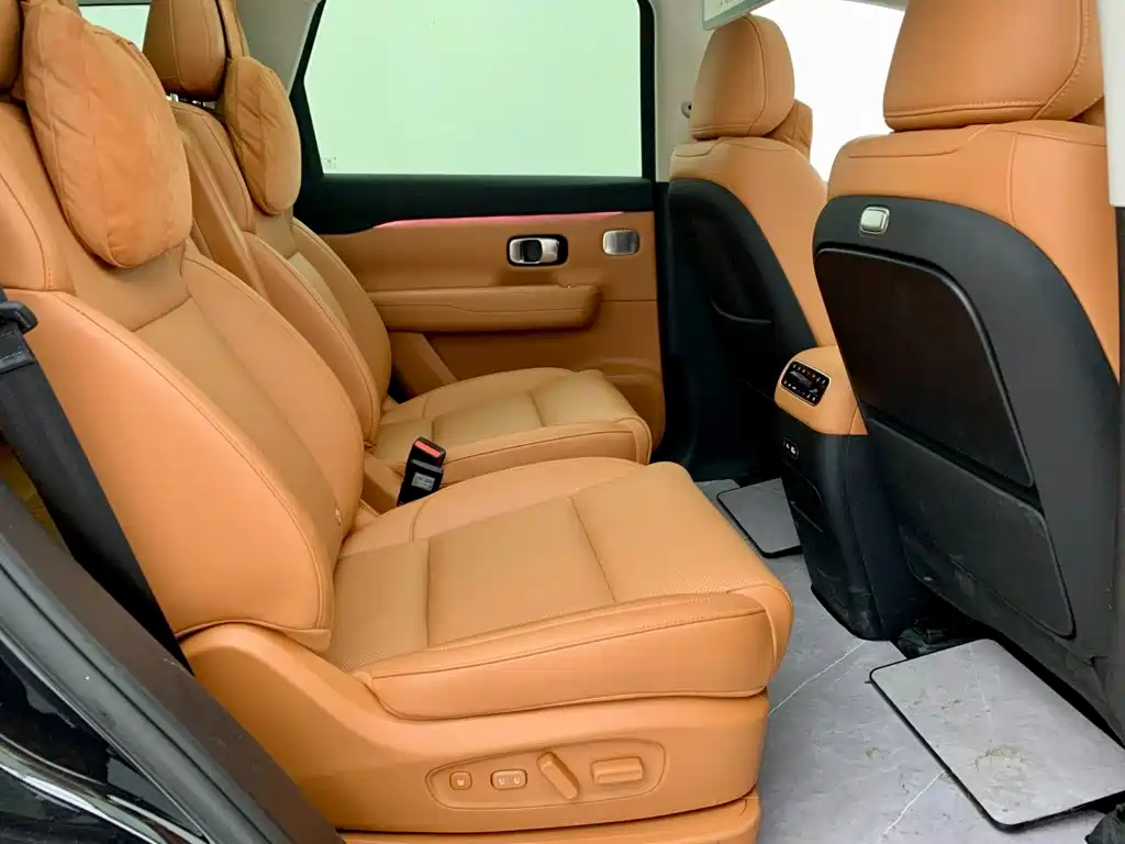 Leapmotor C16 2025 2026 Model Year EREV 280 LiDAR Premium Edition 6-Seater