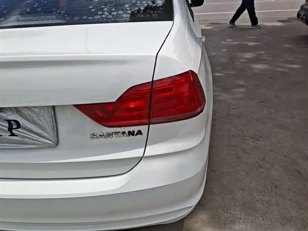 Volkswagen Santana 2016 1.4L Manual Trend Edition фото 8