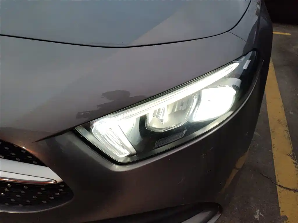 Mercedes-Benz A-Class 2022 Facelift II A 200 L Sport Sedan Fashion фото 3