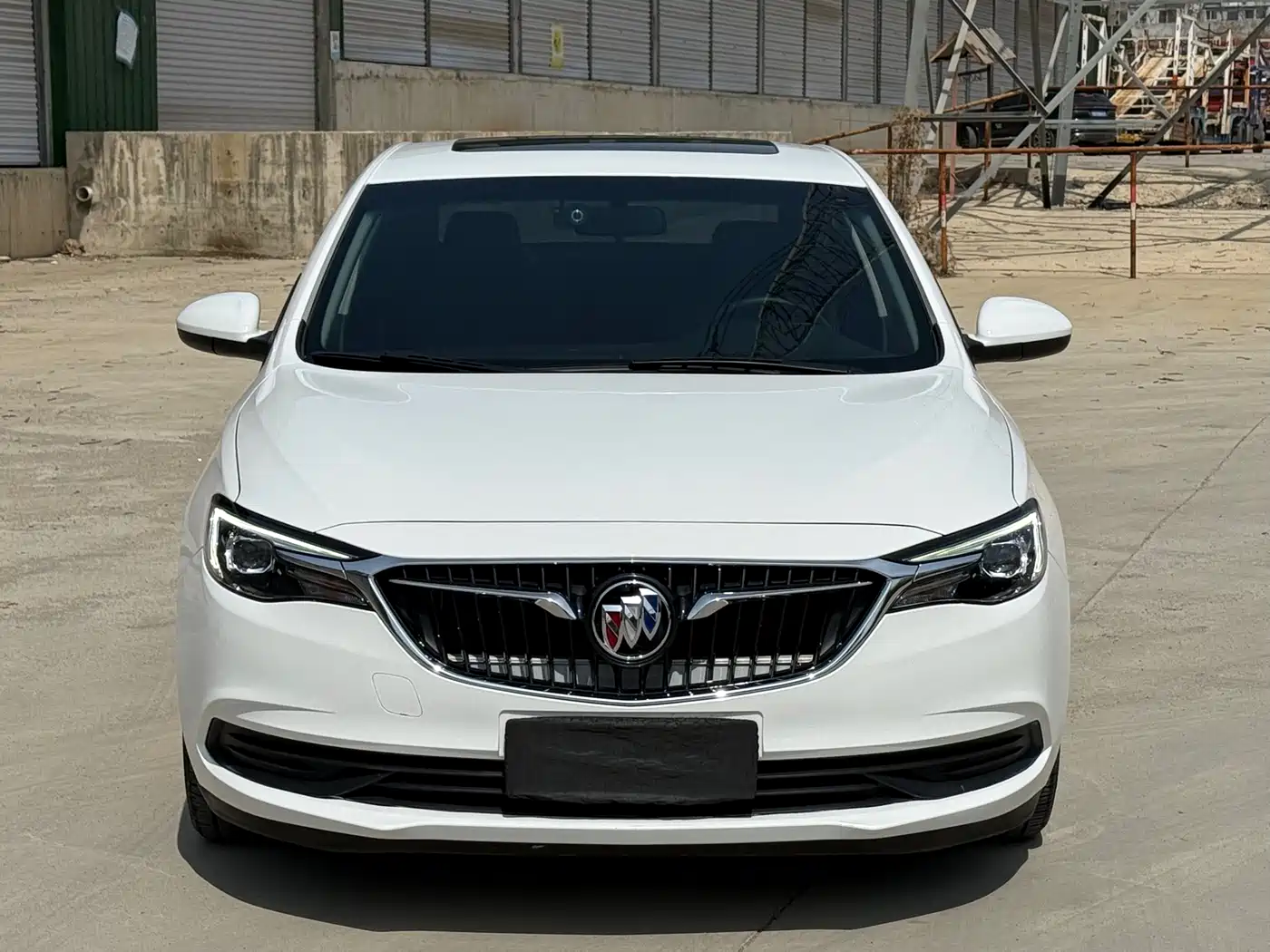 Buick Excelle 2021 Exemplar 1.5L Auto Elite фото 2