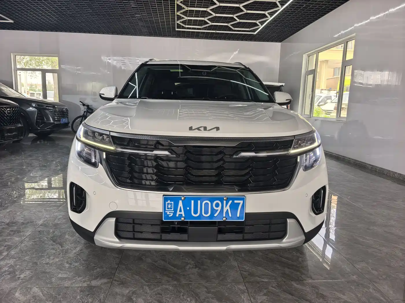 Kia Seltos 2023 1.5L CVT Luxury Edition