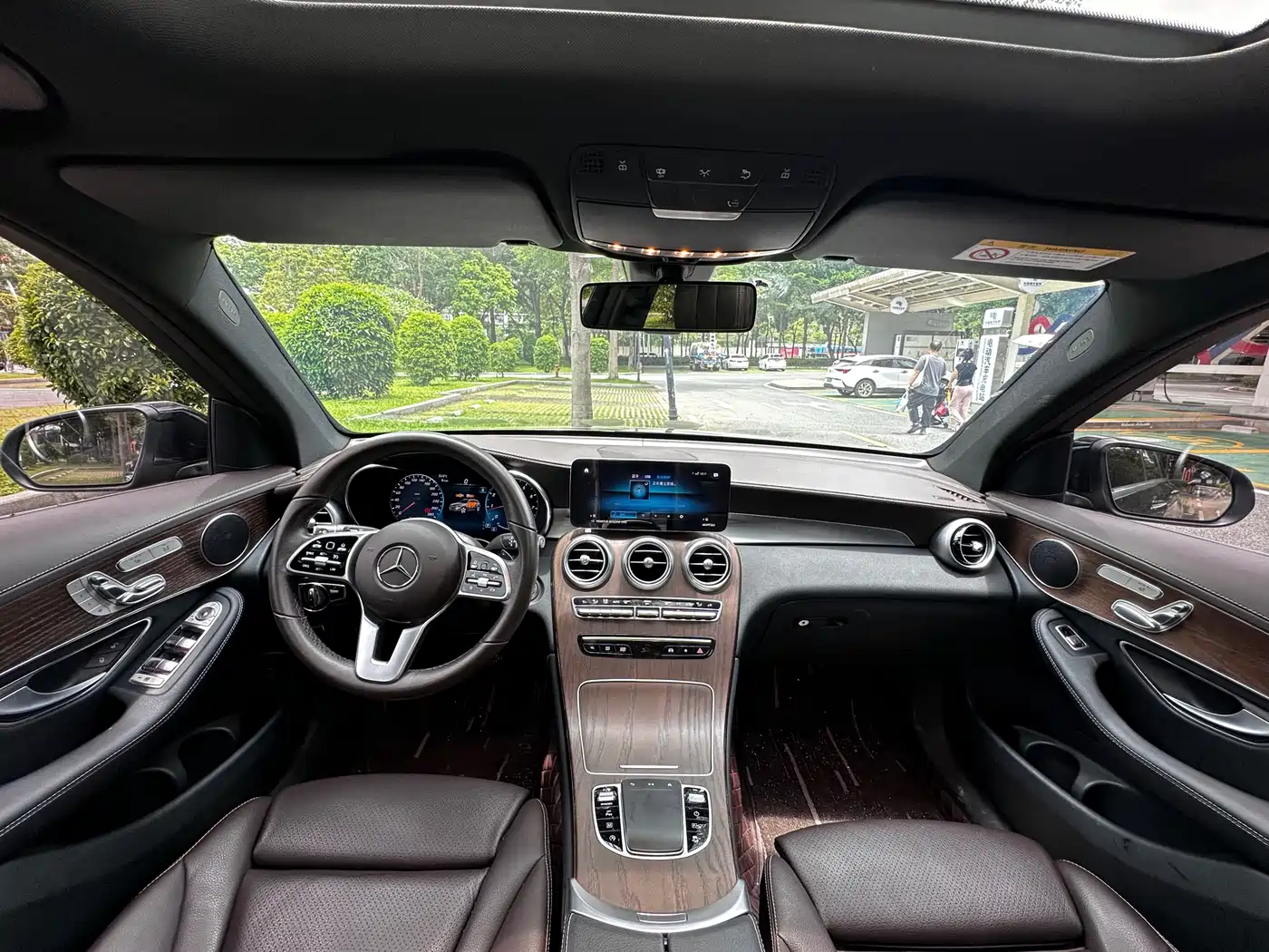 Mercedes-Benz GLC 2022 Facelift GLC 300 L 4MATIC Dynamic Collector's Edition фото 13
