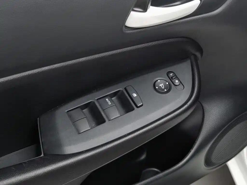 Honda Fit, миниатюра 9