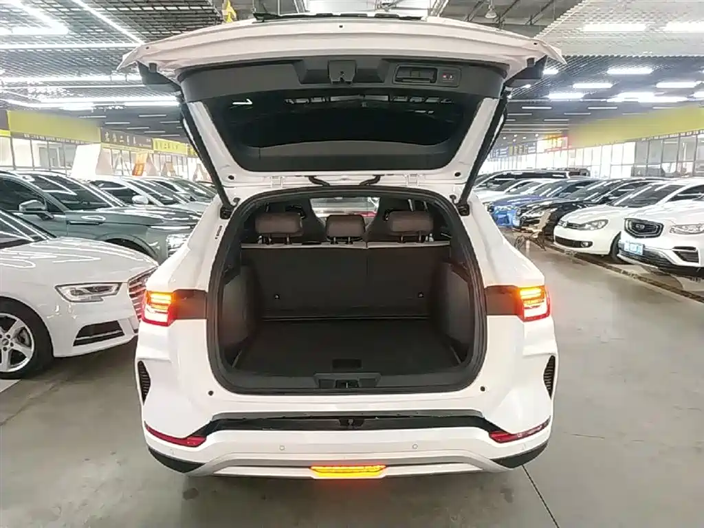BYD Song PLUS PHEV 2025 DM-i Smart Drive Edition 112KM Noble фото 19