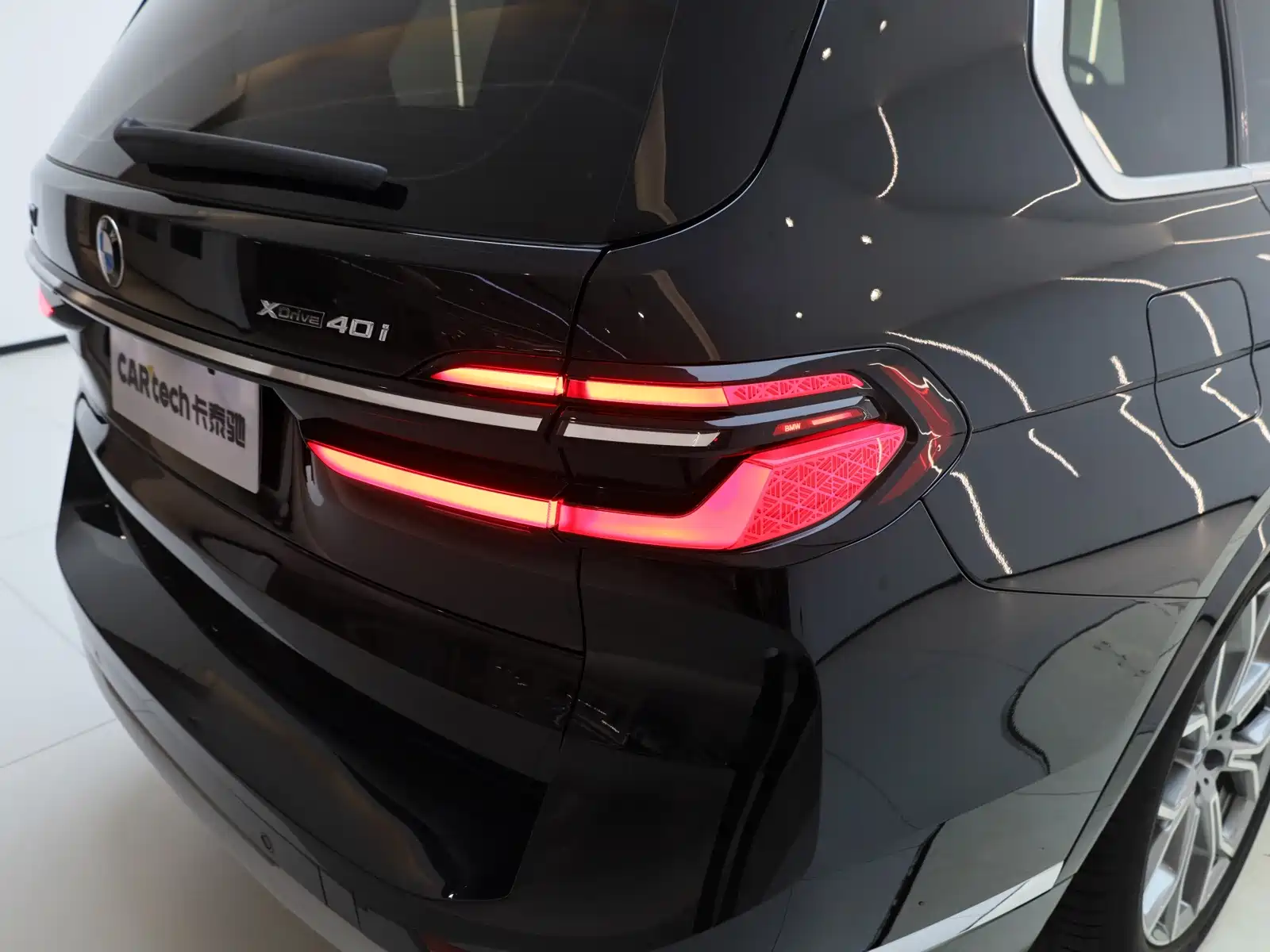 صورة 27 - BMW X7