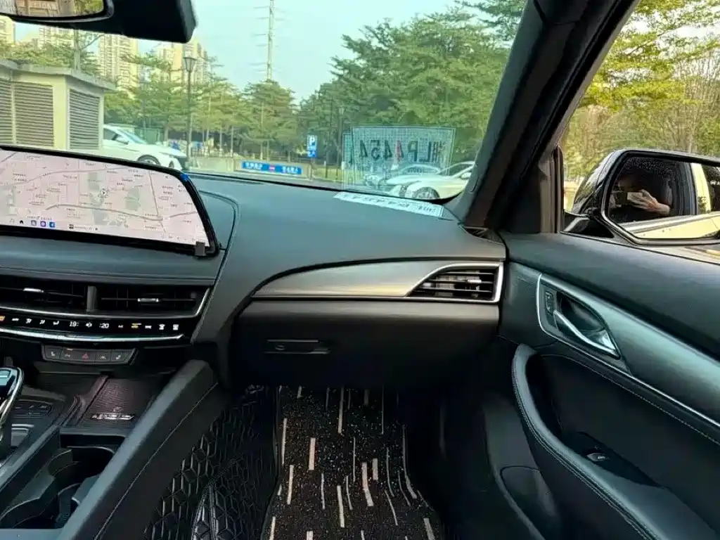 Cadillac CT5 2024 28T Luxury Model Pro фото 11