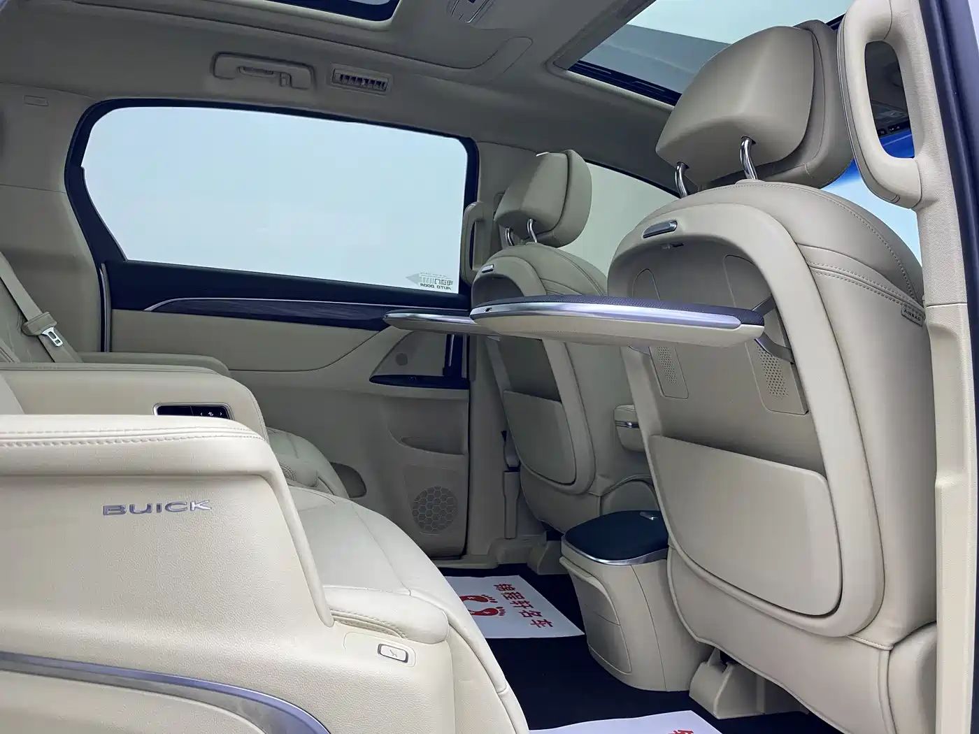 Buick GL8 2023 ES Landmaster Luxury фото 22