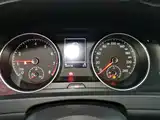 Фото 8 - Volkswagen Golf