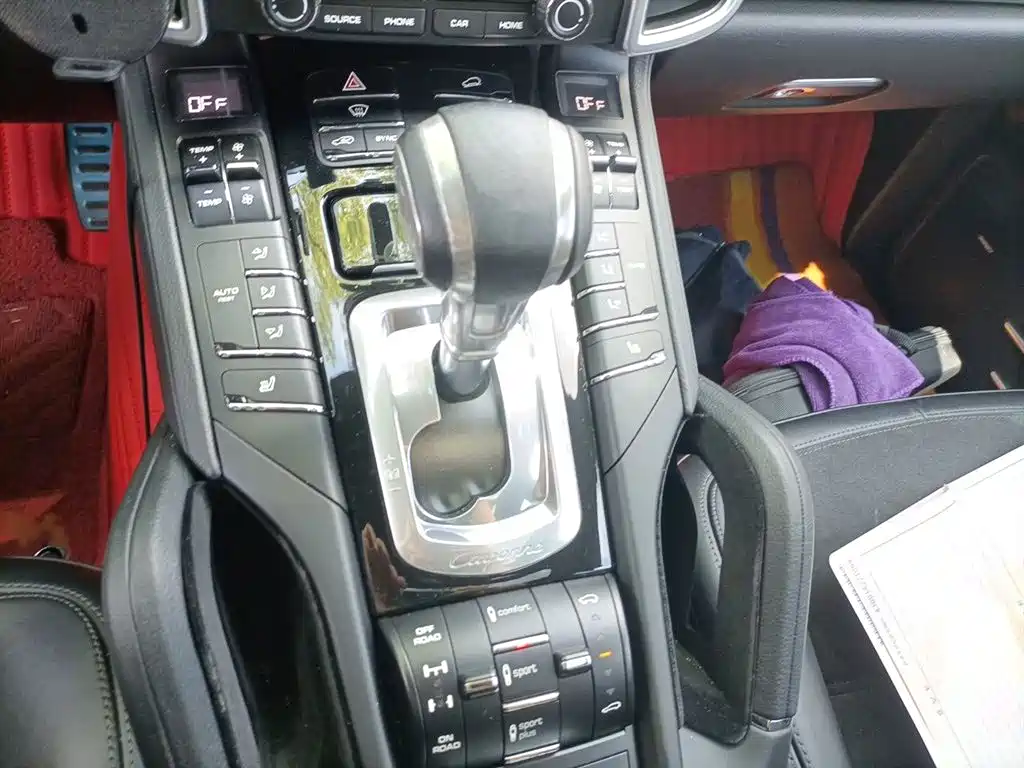 Porsche Cayenne 2016 Cayenne Platinum Edition 3.0T фото 7