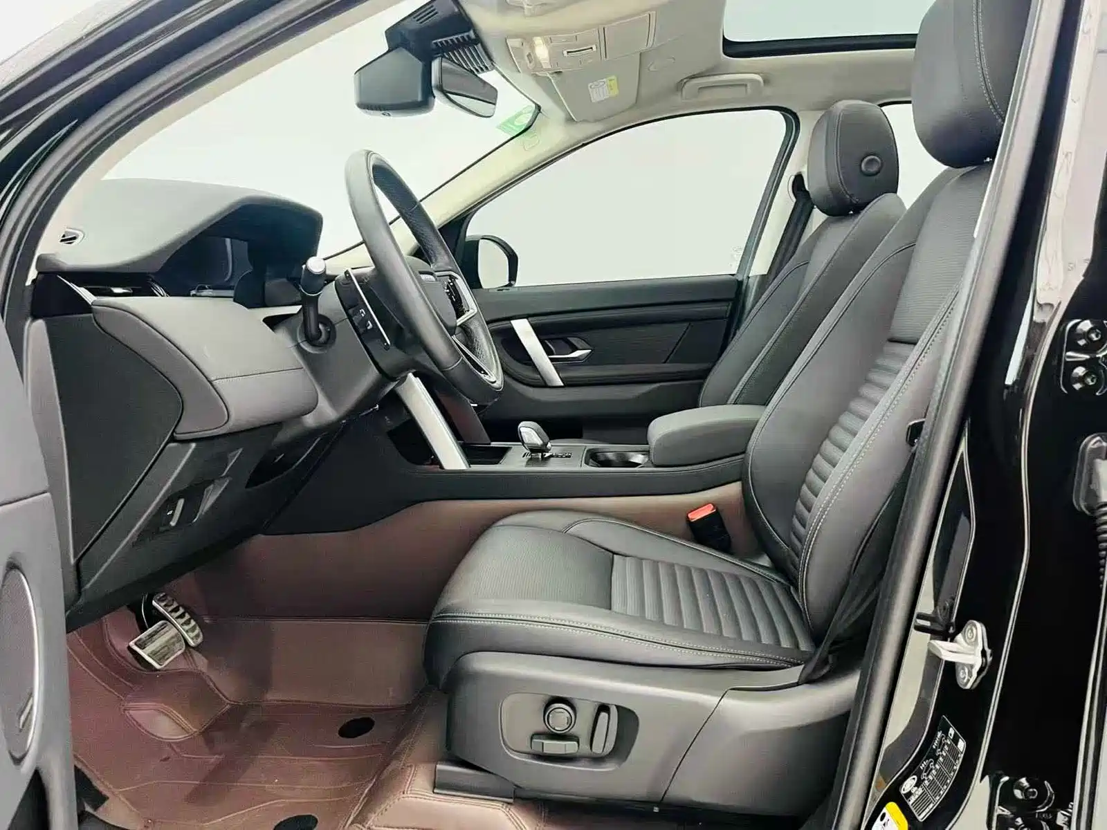 صورة 7 - Land Rover Discovery Sport