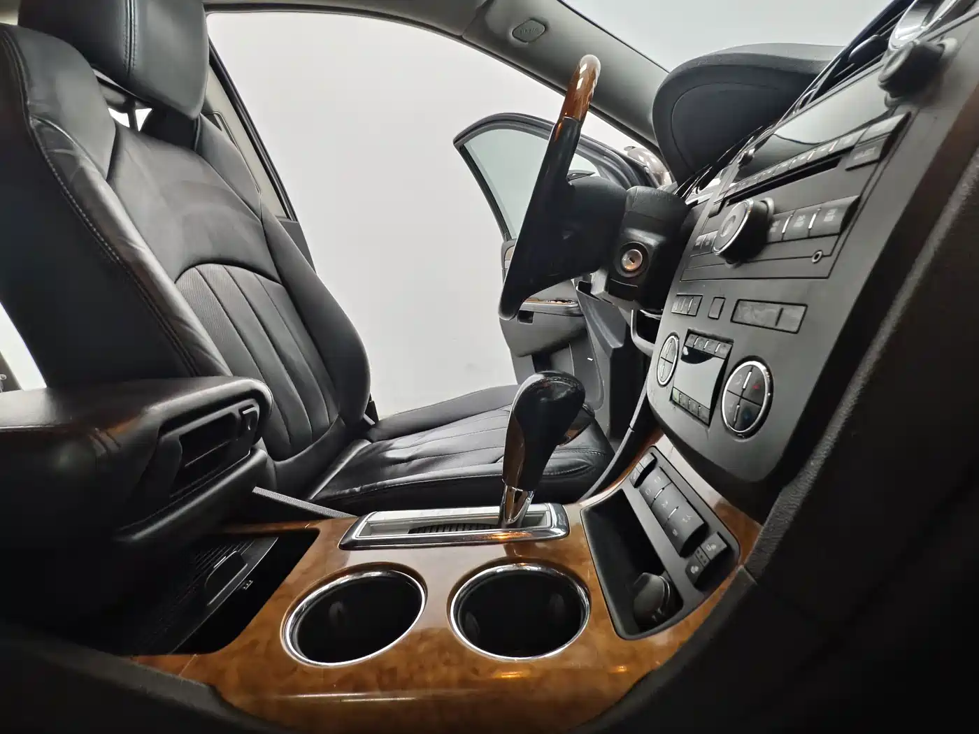Buick Enclave 2011 2010 3.6L Elite Edition