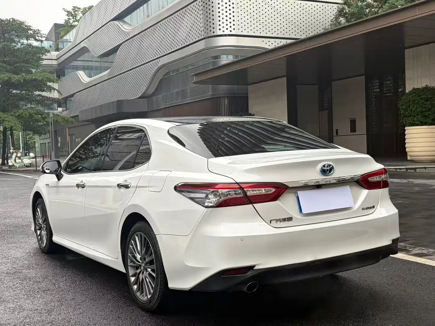 Toyota Camry 2019 Hybrid 2.5HG Luxury Edition China V фото 20
