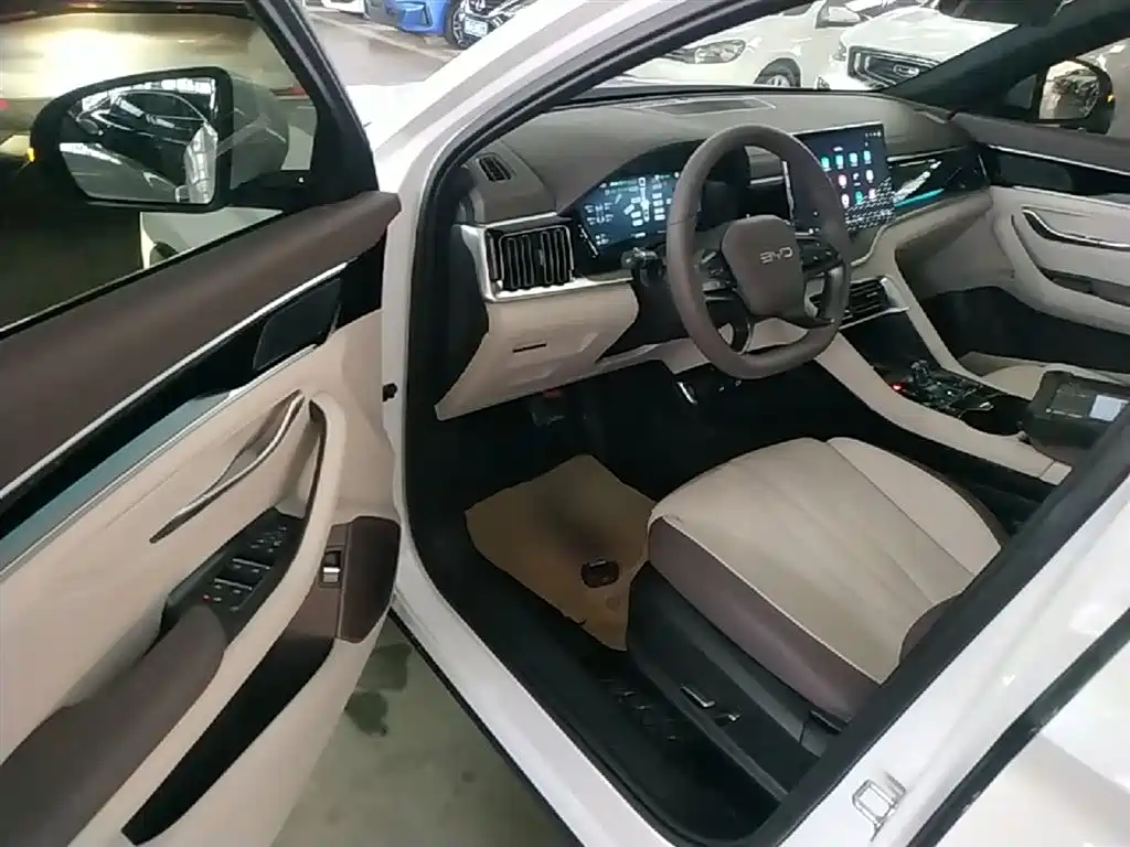BYD Song PLUS PHEV 2025 DM-i Smart Drive Edition 112KM Noble фото 16