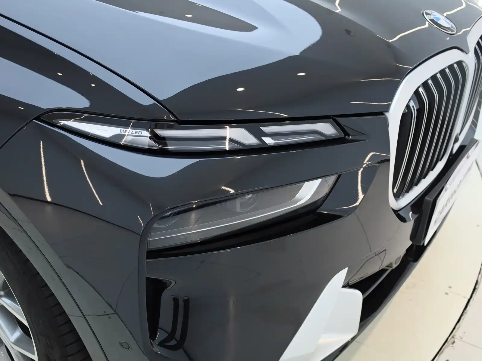 صورة 22 - BMW X7