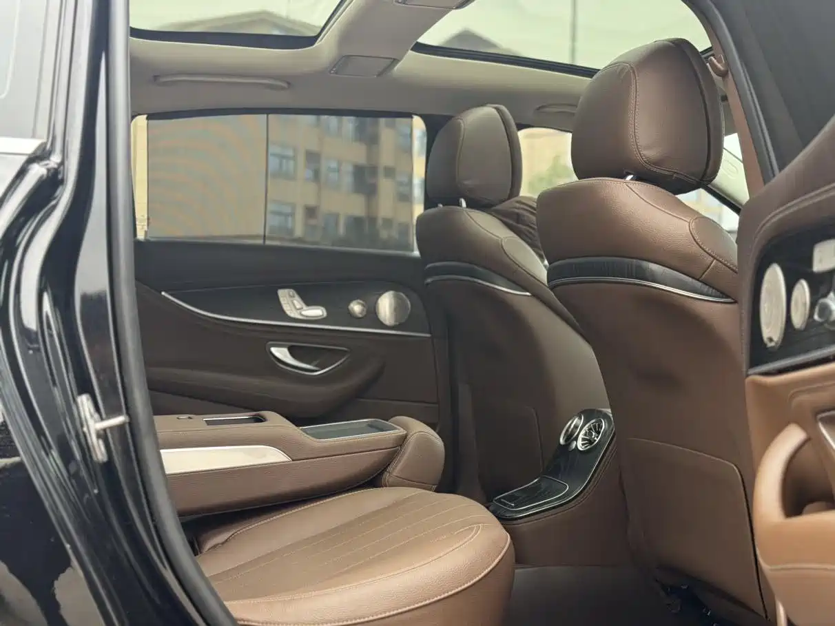 Mercedes-Benz E-Class 2022 E 300 L Luxury фото 9
