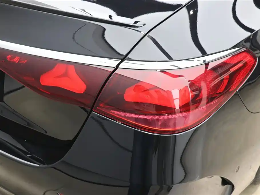 Mercedes-Benz E-Class (Import) 2024 E 300 Fashion Sport Edition фото 30
