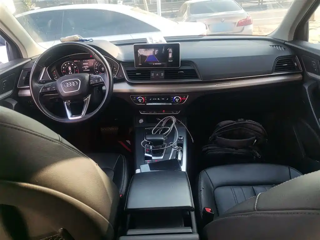 Audi Q5L 2020 Facelift 40 TFSI Honor Fashion фото 7