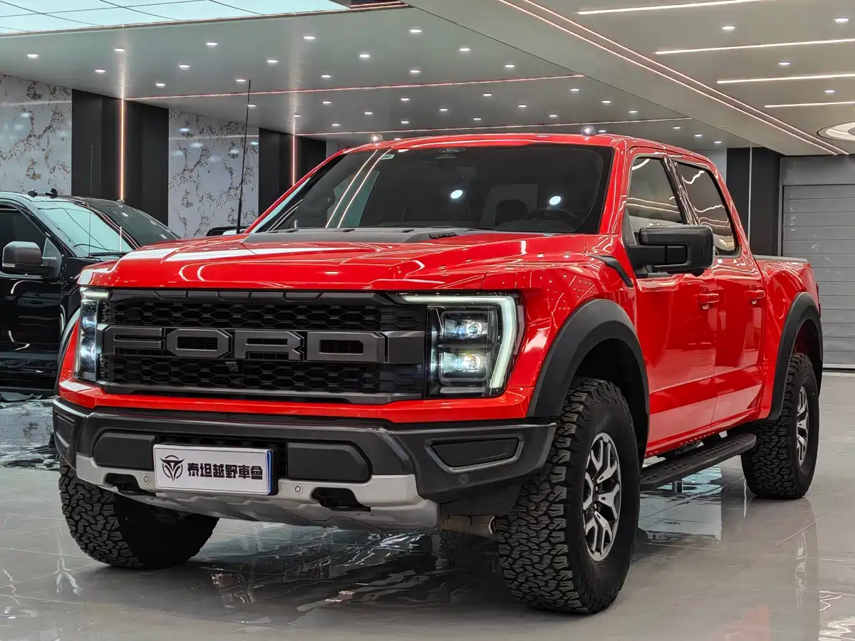 FORD F-150 RAPTOR