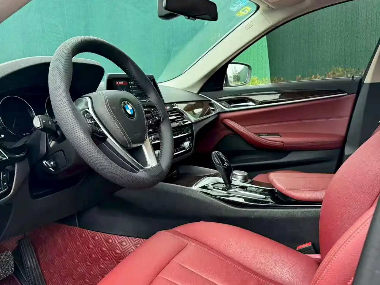 BMW 5 Series 2018 528Li Launch Special Edition фото 4