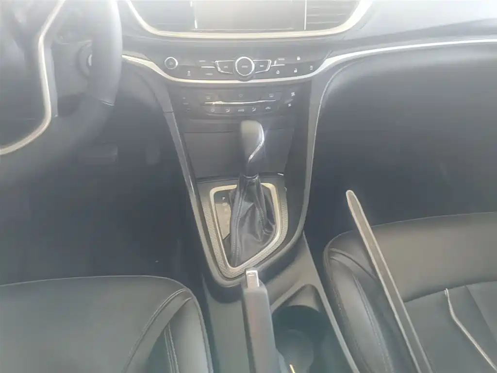 Buick Excelle 2019 18T Auto Connected Elite China VI фото 14