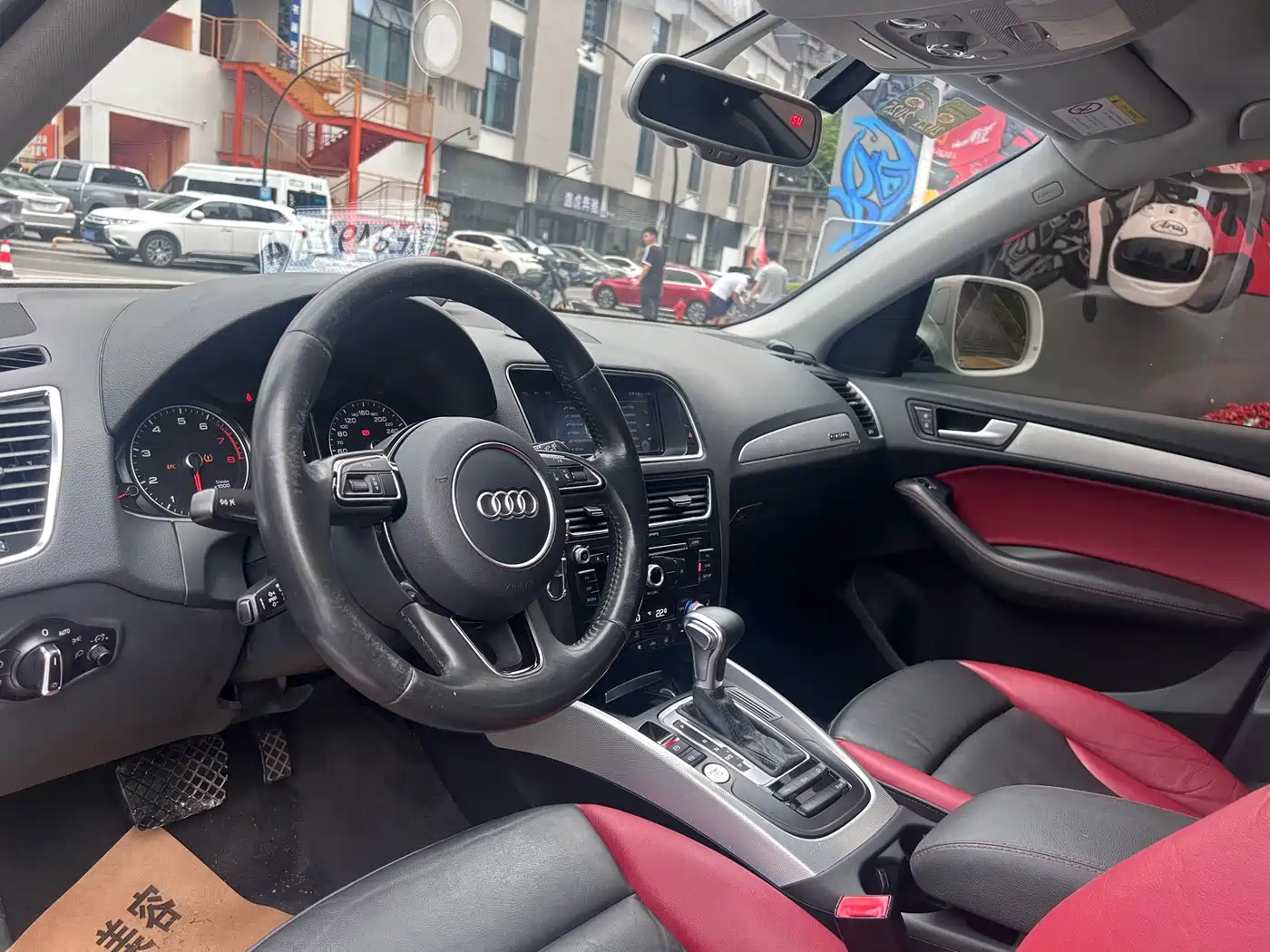Фото 4 - Audi Q5
