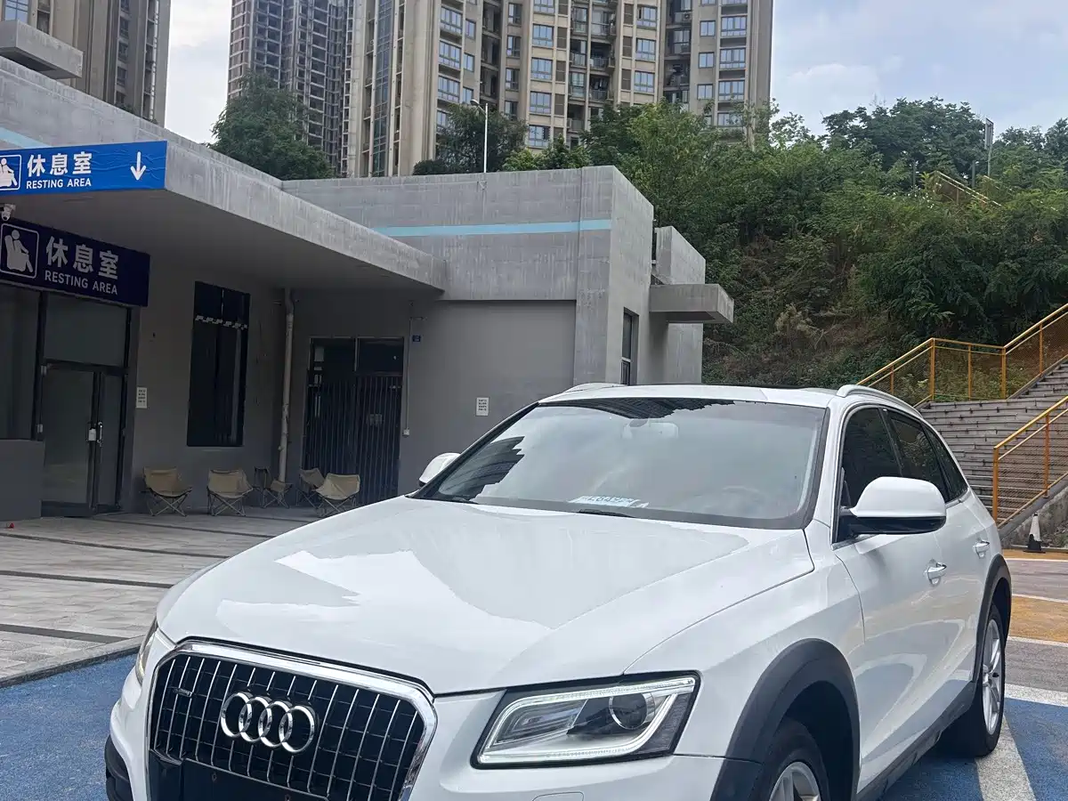 Фото 1 - Audi Q5