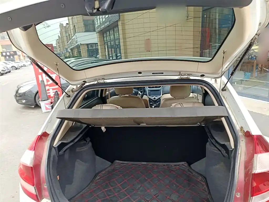Chery Fengyun 2 2016 2016 1.5L Manual Premium Edition