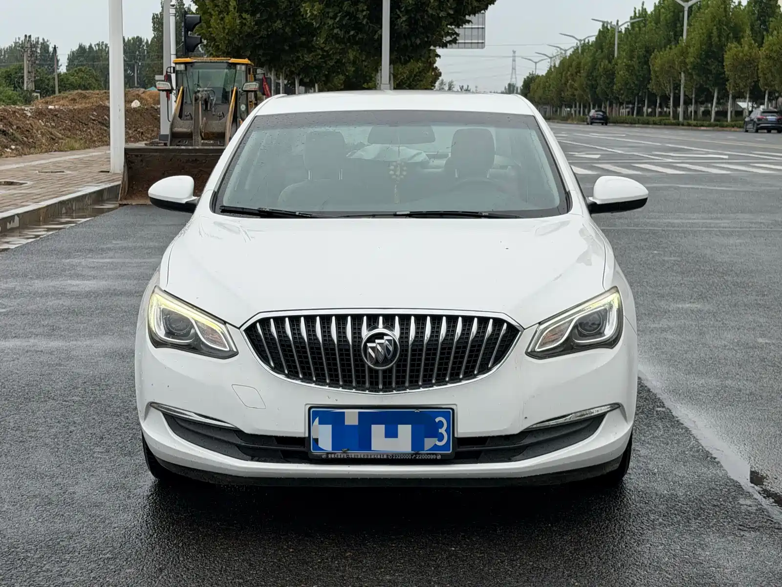 Фото 2 - Buick Excelle