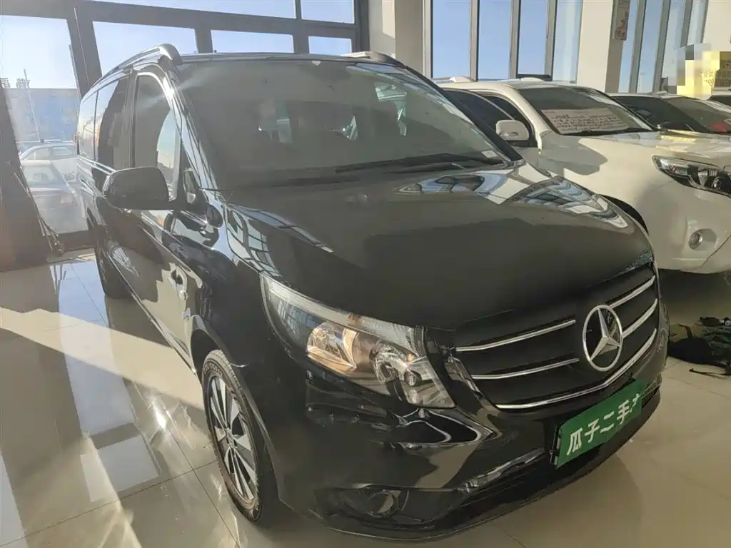 Mercedes-Benz Vito 2021 2.0T Elite 7-Seater фото 20