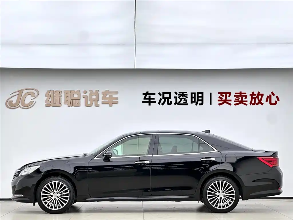Toyota Crown 2015 2.0T Luxury фото 3