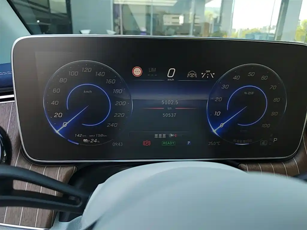 Mercedes-Benz EQE SUV 2023 350 4MATIC Luxury Edition фото 12