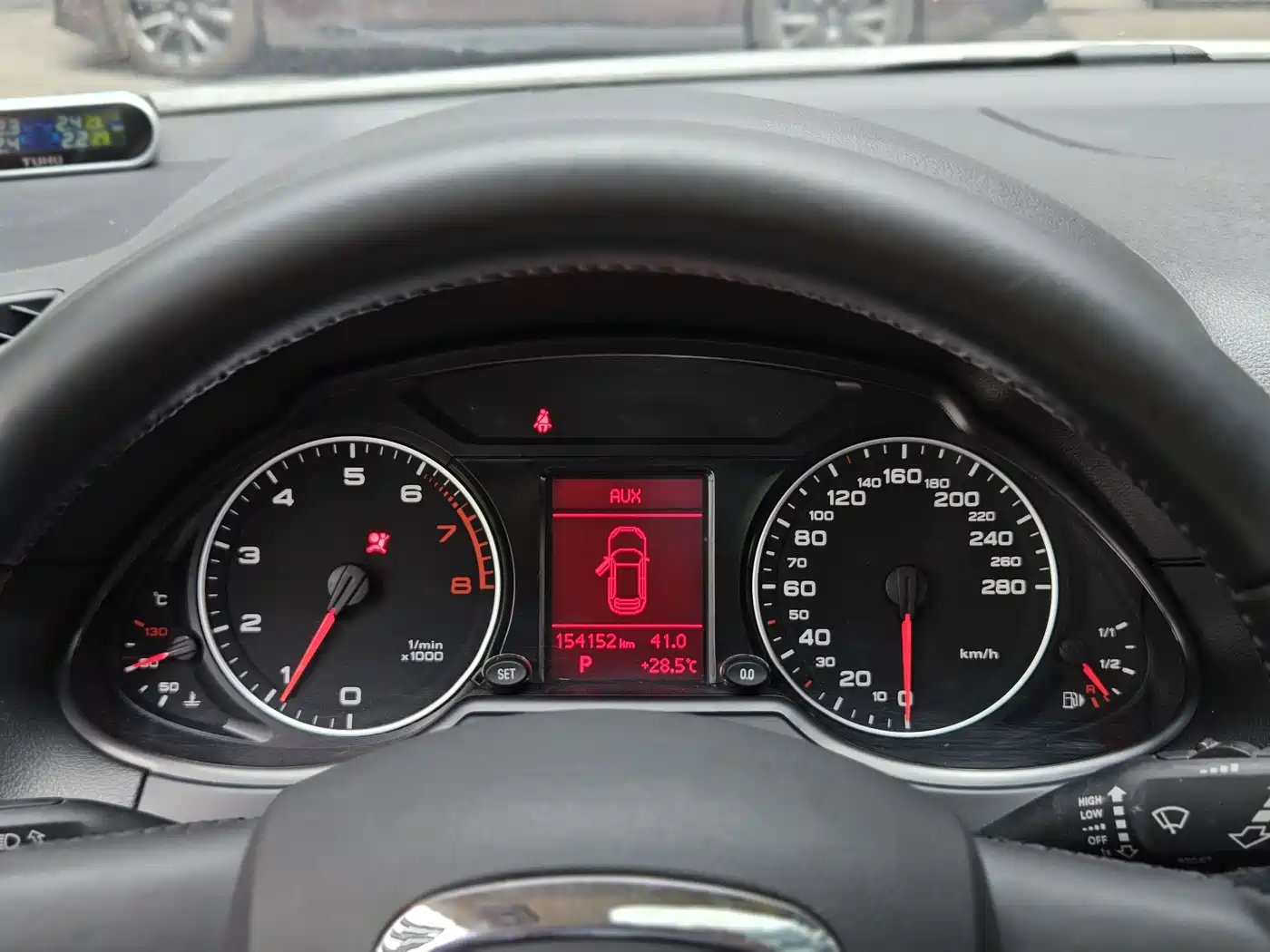 Audi Q5 2011 2.0TFSI Technology фото 13