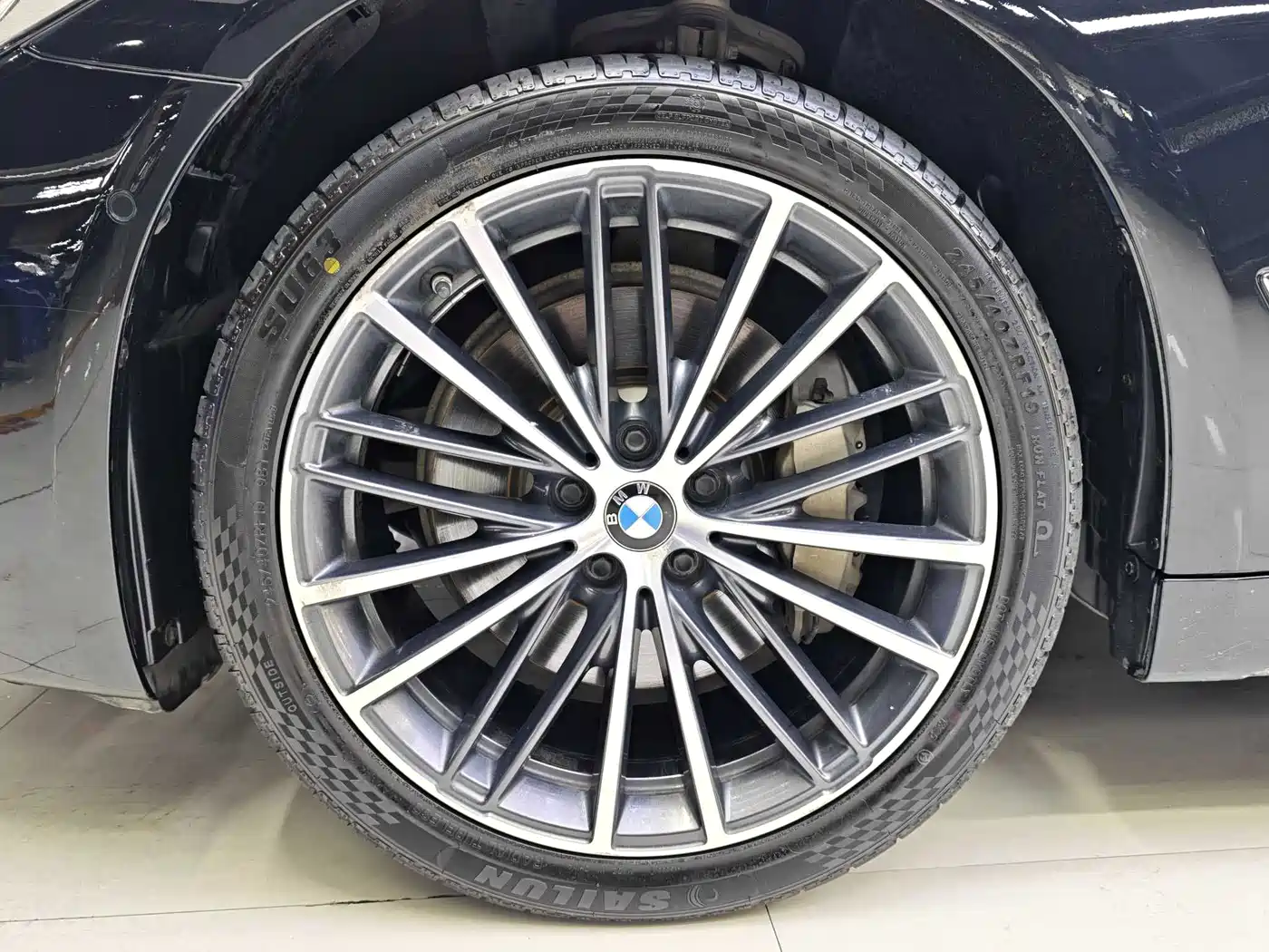 Фото 9 - BMW 5 Series
