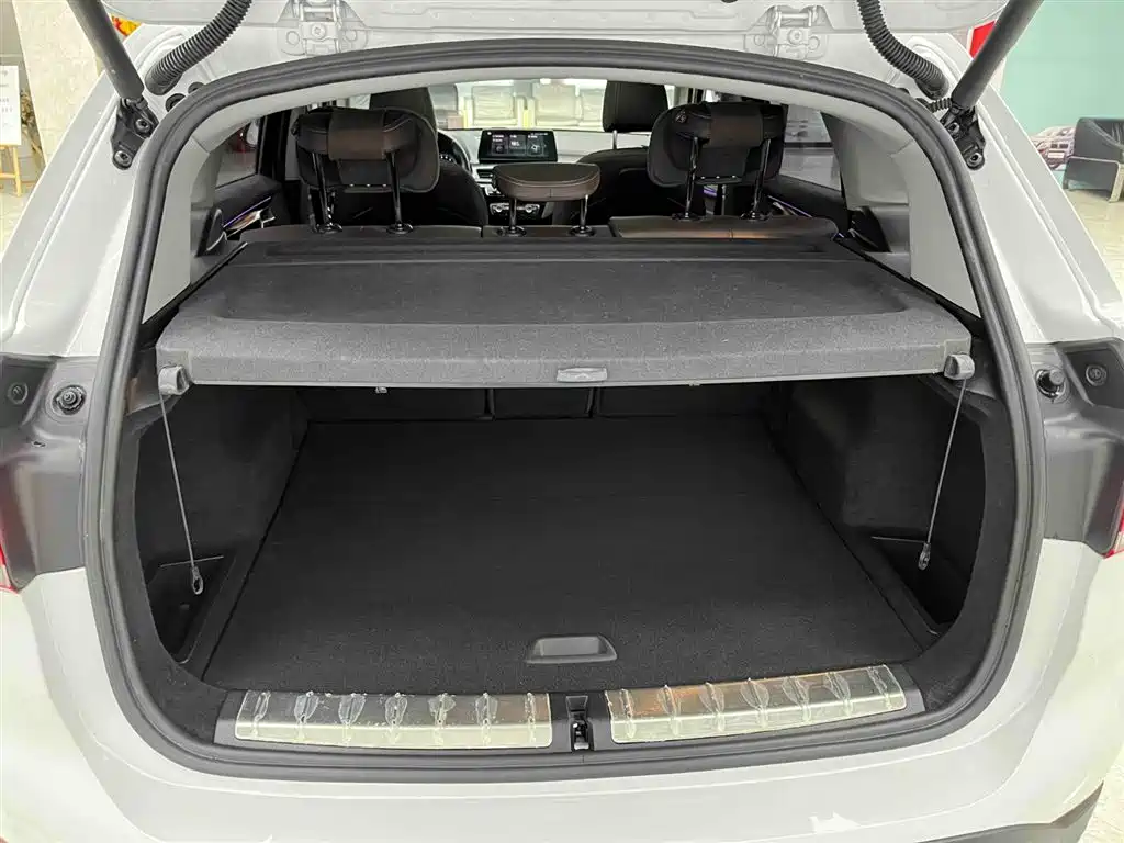 BMW X1 2022 sDrive20Li Premium фото 17