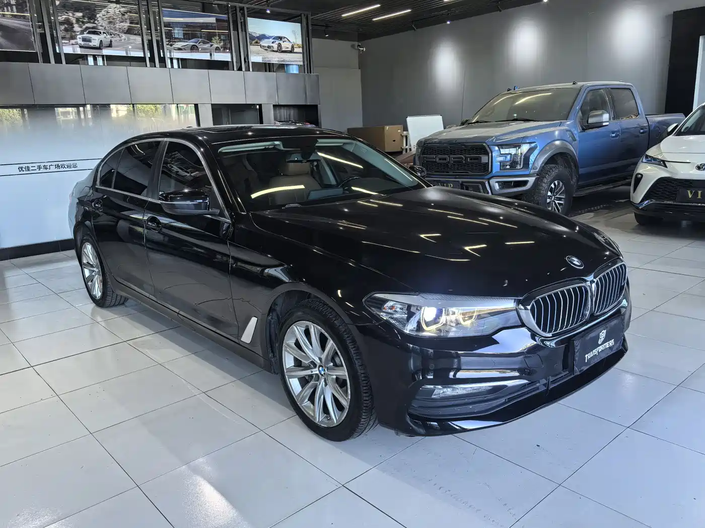 BMW 5 Series 2018 528Li Launch Special Edition фото 2