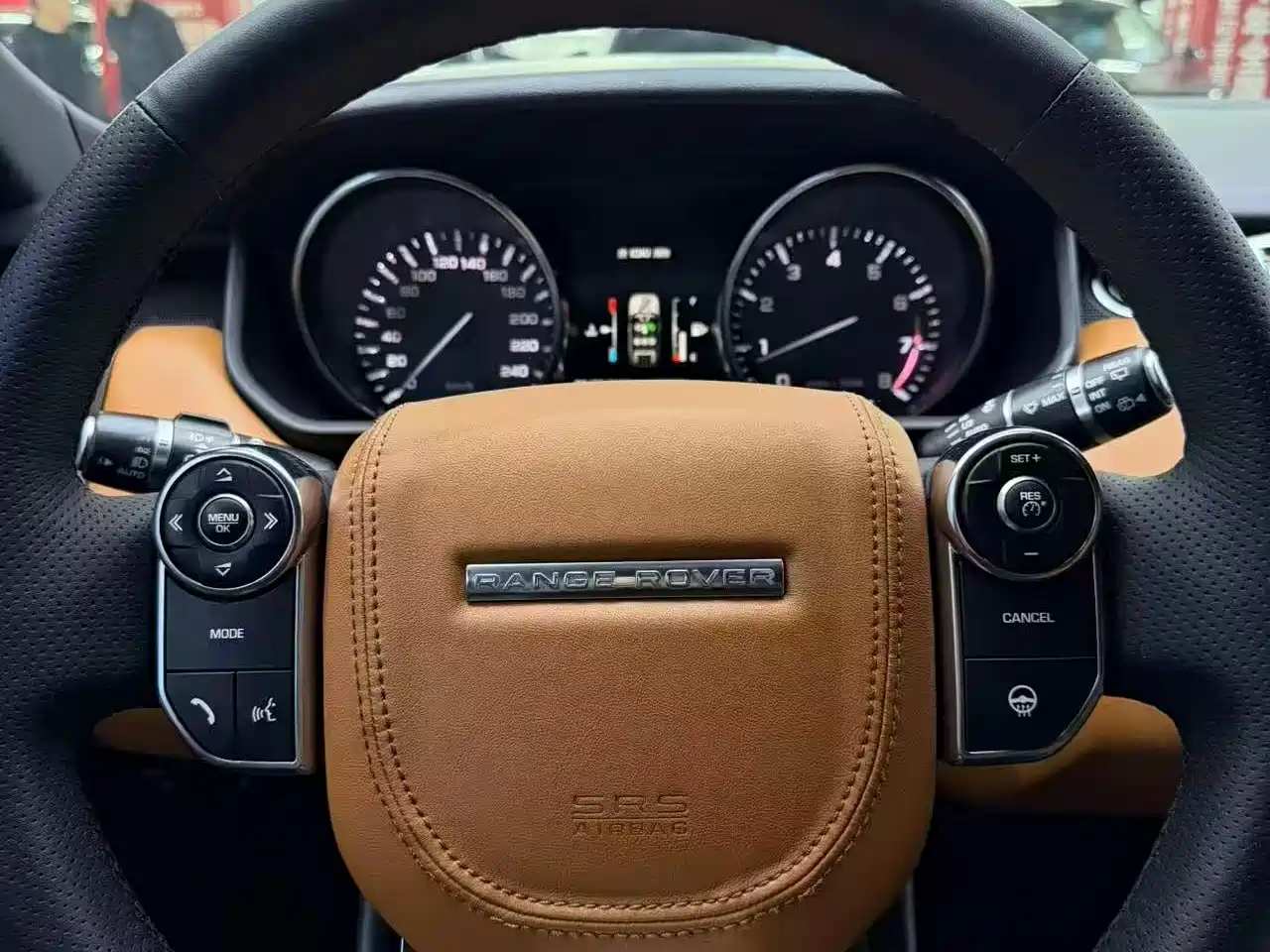 Land Rover Range Rover Sport 2014 3.0 SC V6 HSE фото 9