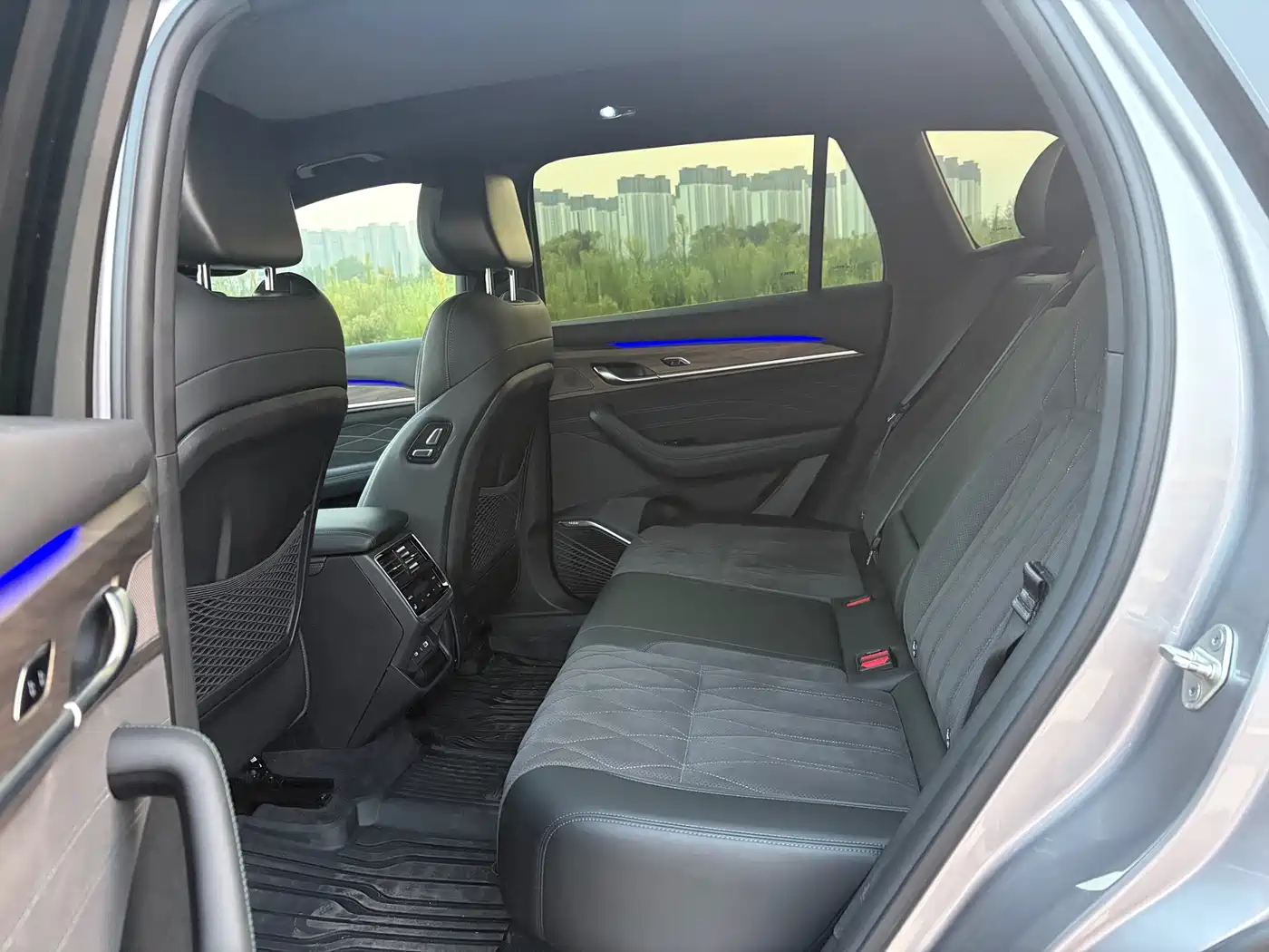 Фото 5 - Geely Xingyue L