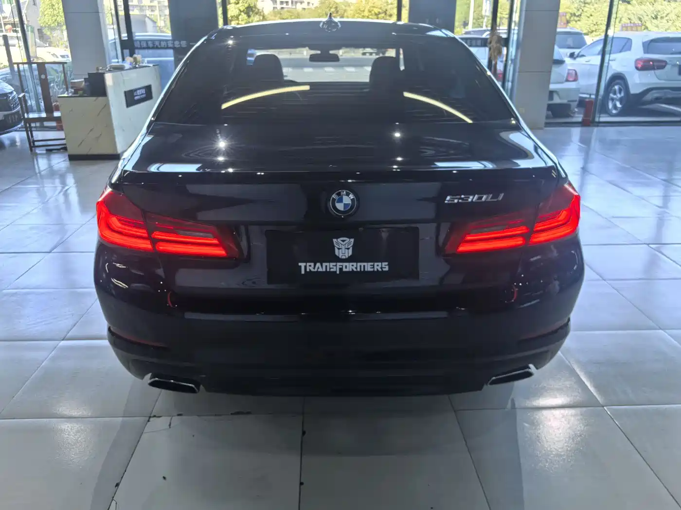 BMW 5 Series 2018 528Li Launch Special Edition фото 5