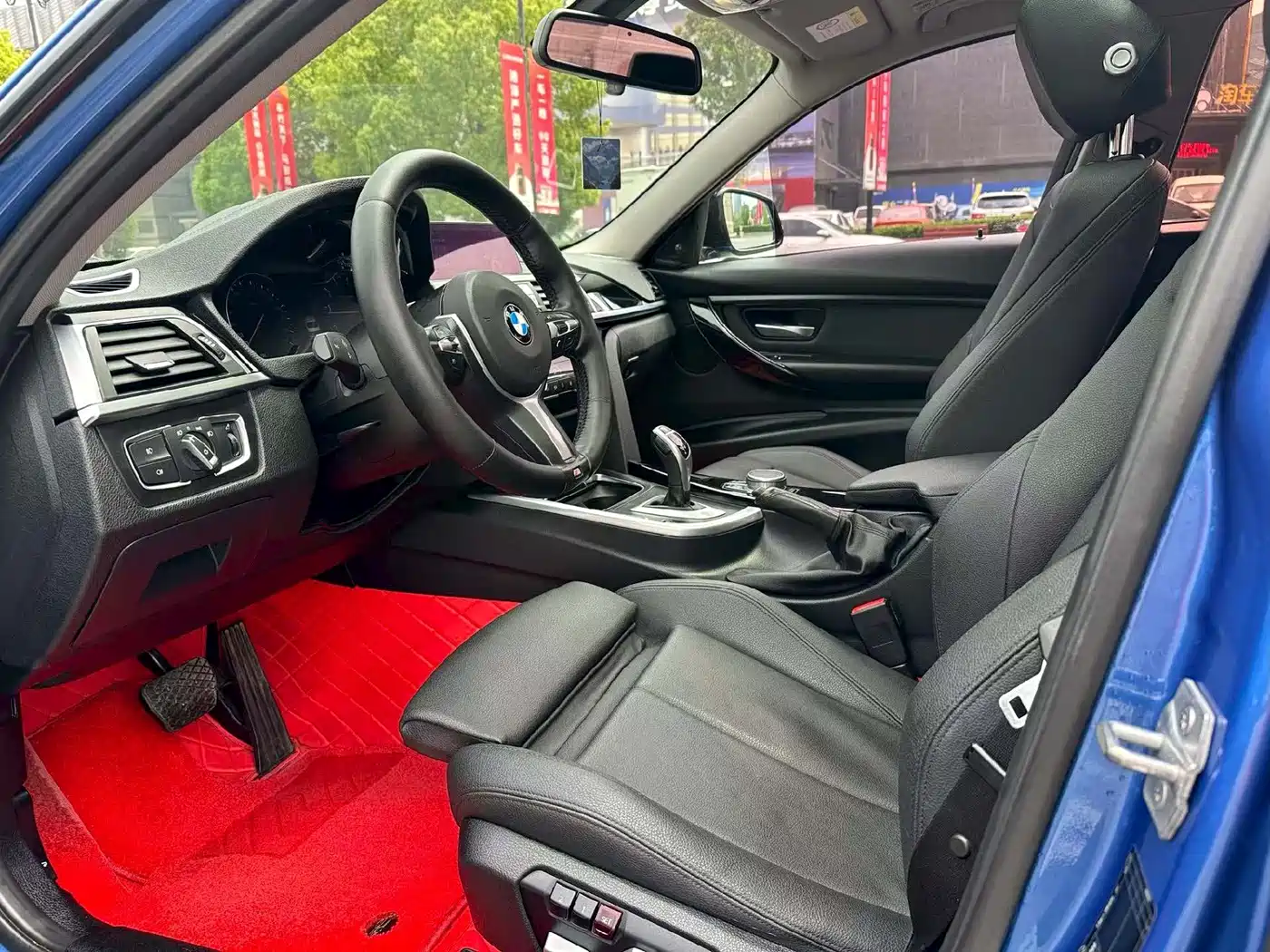 BMW 3 Series 2018 320Li Leading M Sport Package фото 4